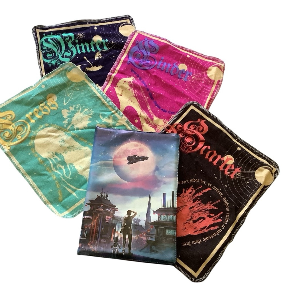 Lunar Chronicles Themed Book Sleeve and Un-Paper Towel Set